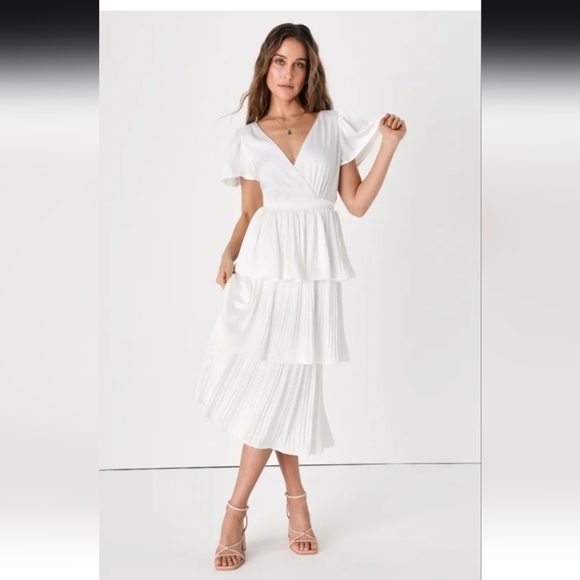 Lulus Twirl-wind Romance White Satin Pleated Tiered Midi Dress Size XL NWT - Picture 1 of 10